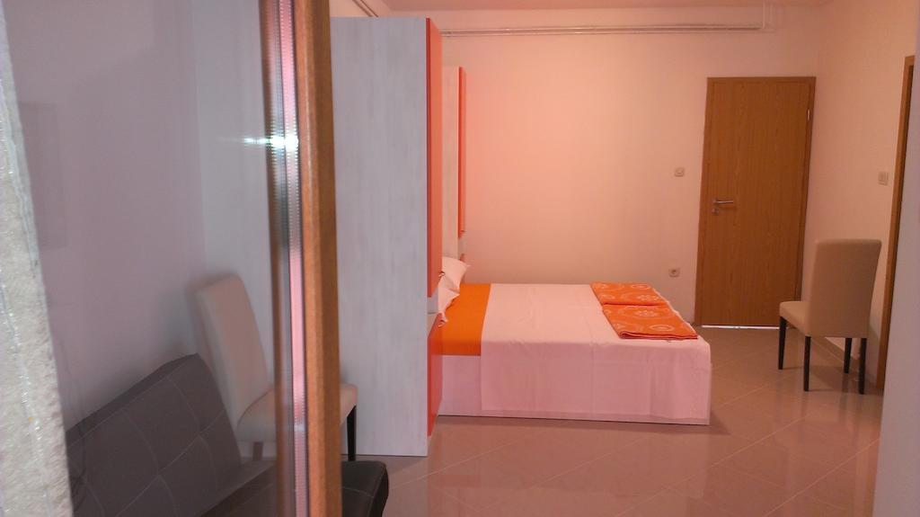 Apartments Hana Стариград-Пакленица Екстериор снимка