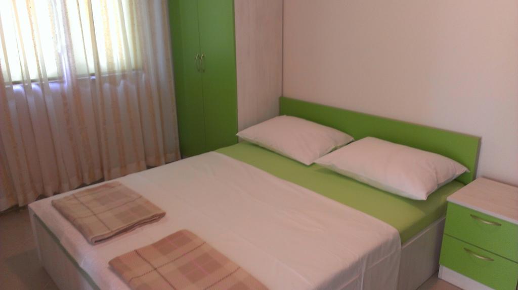 Apartments Hana Стариград-Пакленица Стая снимка