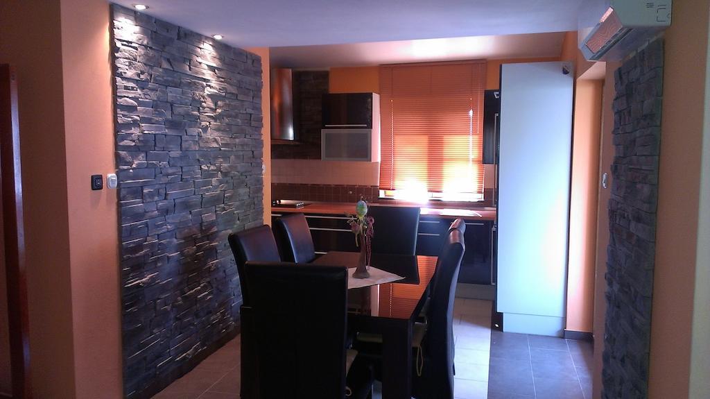 Apartments Hana Стариград-Пакленица Стая снимка