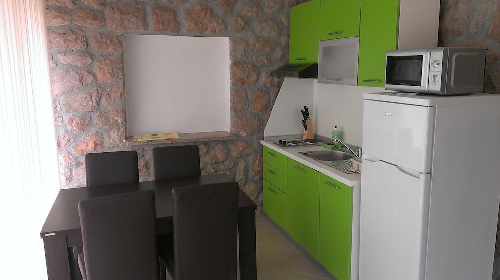 Apartments Hana Стариград-Пакленица Стая снимка